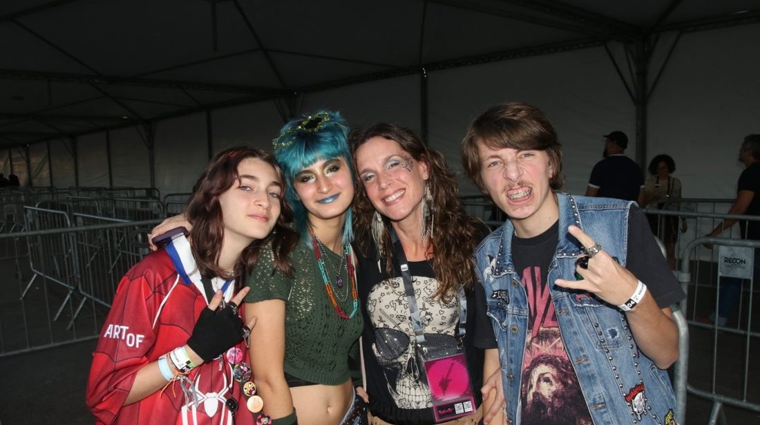 Vanessa Loes aparece no Rock in Rio 2026 acompanhada dos três filhos