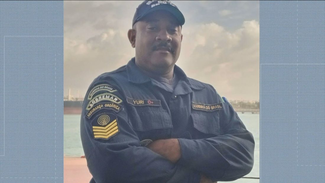 Sargento da Marinha é morto a tiros enquanto aguardava conserto de moto em loja de Nilópolis