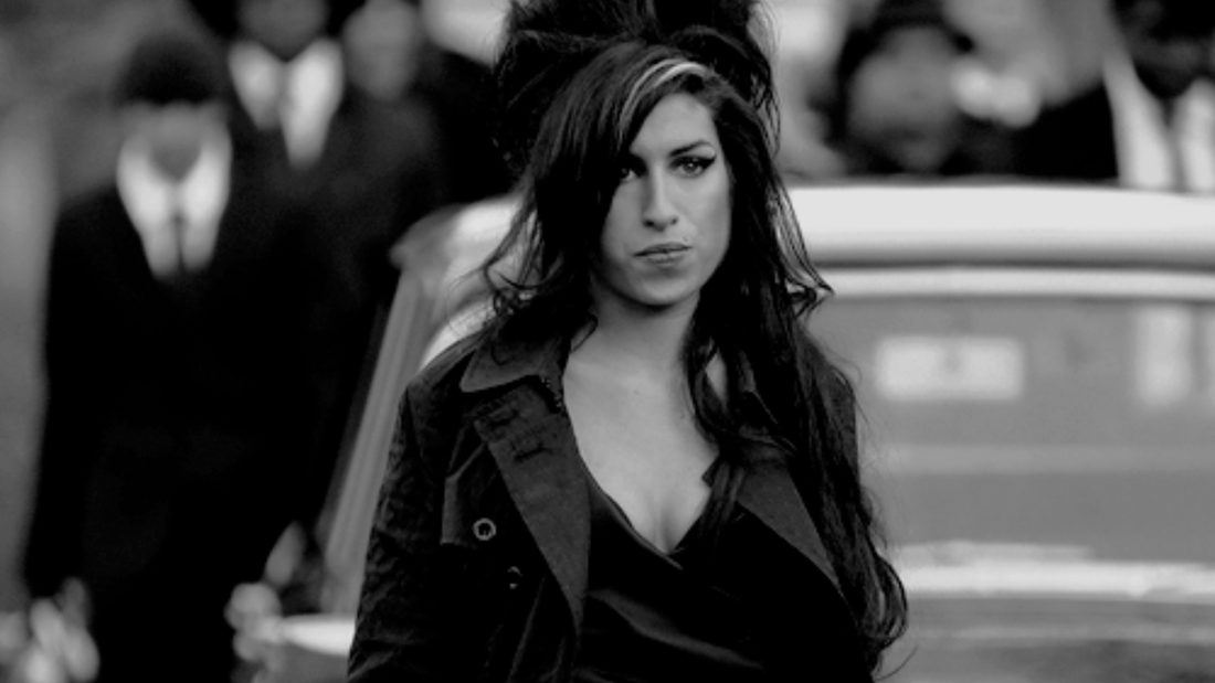 Amy Winehouse: 15 Anos Sem a Cantora que Continua a Inspirar