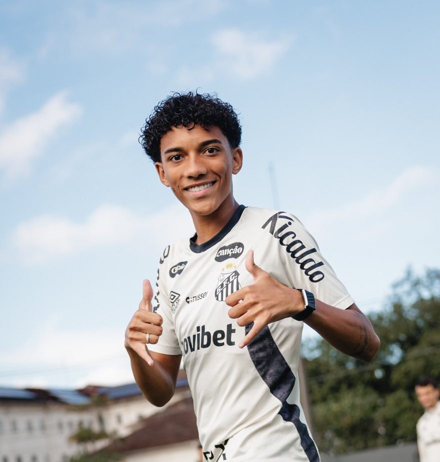 Genoa apresenta proposta de empréstimo com opção de compra para Robinho Jr. ao Santos