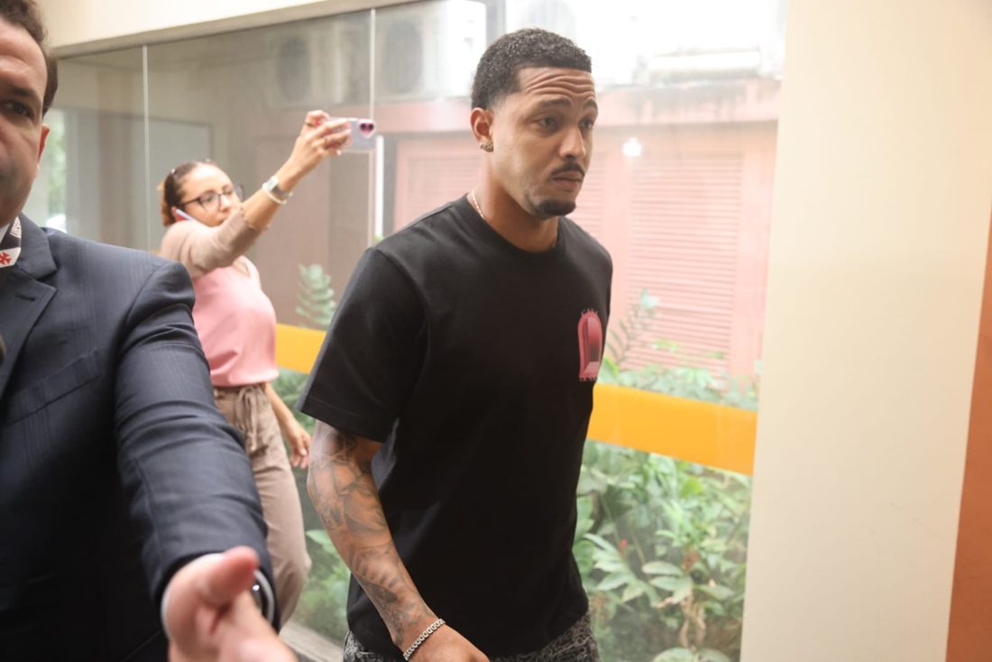 David, jogador do Vasco, admite ter conhecidos ligados à Operação A Tropa em depoimento à polícia