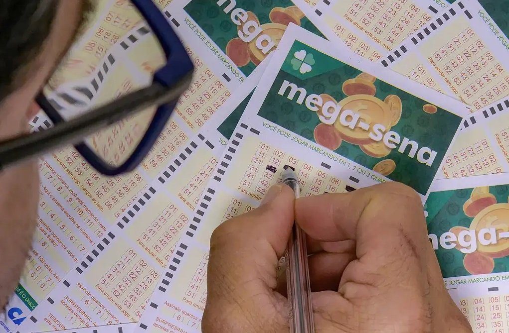 Mega-Sena acumula R$ 45 milhões para sorteio nesta terça‑feira (18/08/2026)