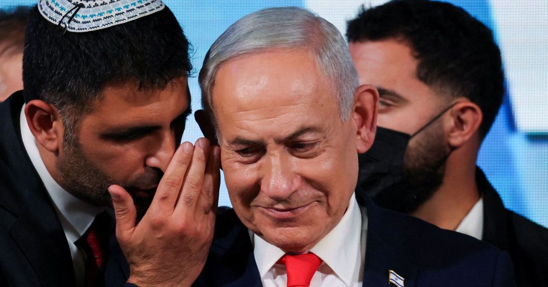 Netanyahu permanece como primeiro-ministro interino após eleição inconclusiva; bloco de direita conquista 53 cadeiras no Knesset