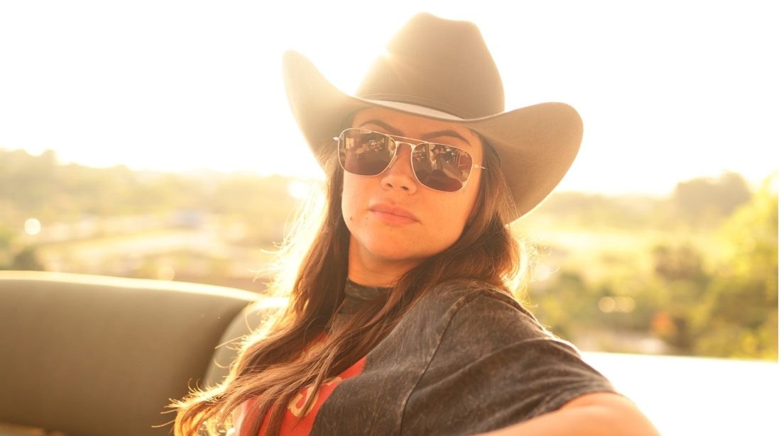 Cati Reis, de Poderosas do Cerrado, fala sobre homofobia e diz que é 'bruta' quando o assunto a tira do sério