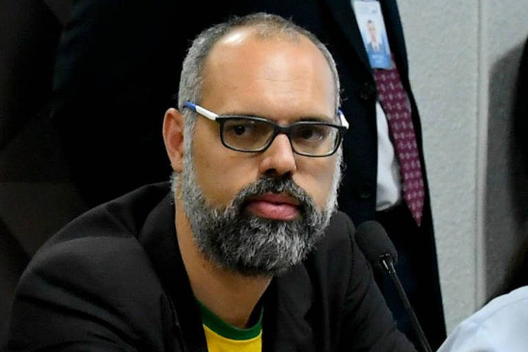 Moraes arquiva investigação contra bolsonaristas Marcos do Val, Allan dos Santos e Oswaldo Eustáquio