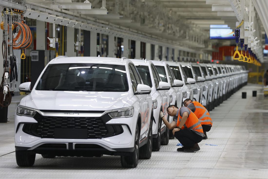 Modelo de produção da BYD pode ameaçar até 90% dos empregos automotivos no Brasil, alerta Stellantis