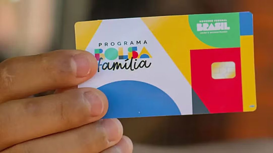 Orçamento 2027 não prevê reajuste do Bolsa Família para 2024