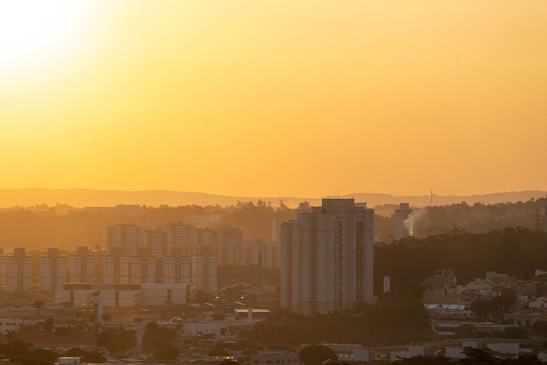 Defesa Civil alerta para onda de calor e baixa umidade em Jundiaí a partir desta sexta‑feira (28)