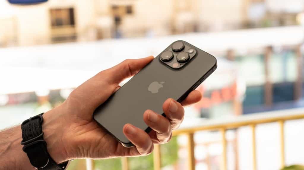 iPhone lança Vídeo ao Vivo no SOS de Emergência para transmissão em tempo real