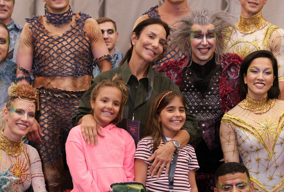 Ivete Sangalo leva filhas Marina e Helena ao Cirque du Soleil em São Paulo
