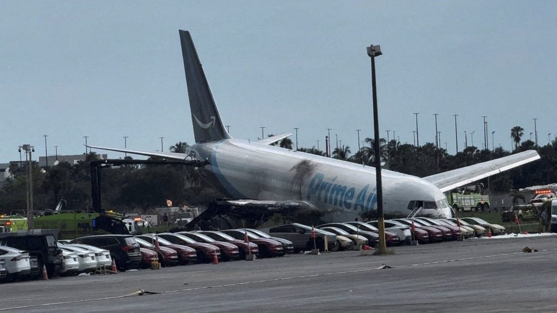 Investigadores do NTSB recuperam caixas-pretas de avião da Amazon que colidiu em Miami