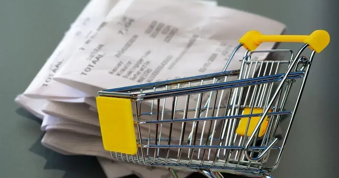 Varejistas fecham mais de 1,1 mil lojas desde 2022 e reforçam foco digital