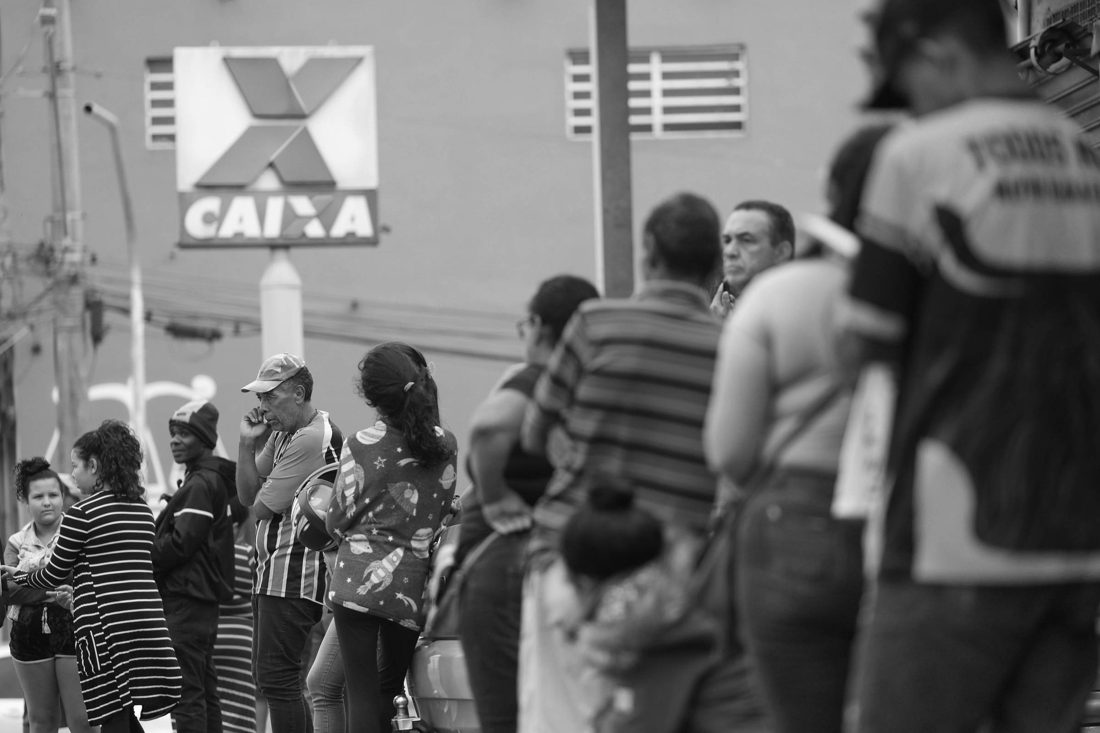 Documentos revelam que reajuste do Bolsa Família teve pressa e motivação eleitoreira, aponta editorial