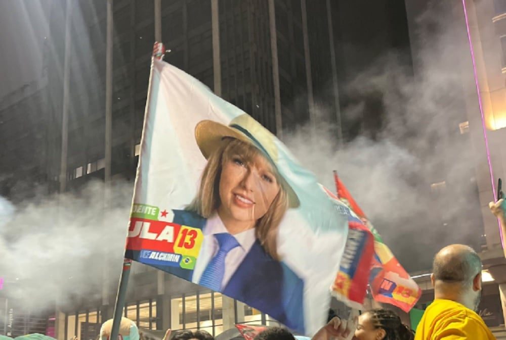 Fandoms de pop se mobilizam na reta final e viram destaque internacional na campanha de Lula