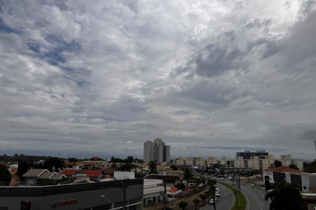 Eleição 2026: chuva no sábado e calor no domingo marcam o Vale do Paraíba