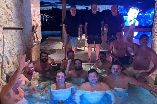 Senador Weverton solicita ao ministro Mendonça providências contra delegado da PF por vazamento de foto em piscina