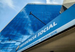 STJ determina que INSS deve conceder prazo para complementação de documentos em pedidos de benefício aptos