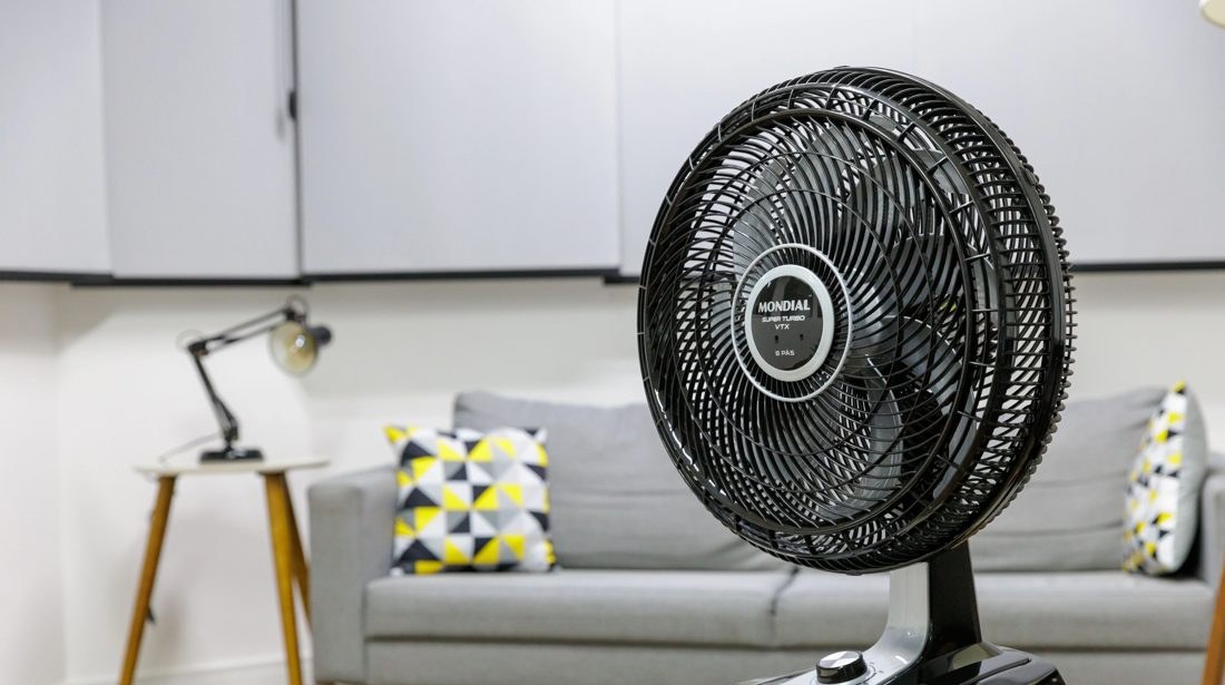 Ventilador de mesa, coluna ou teto: qual a melhor escolha para cada ambiente?