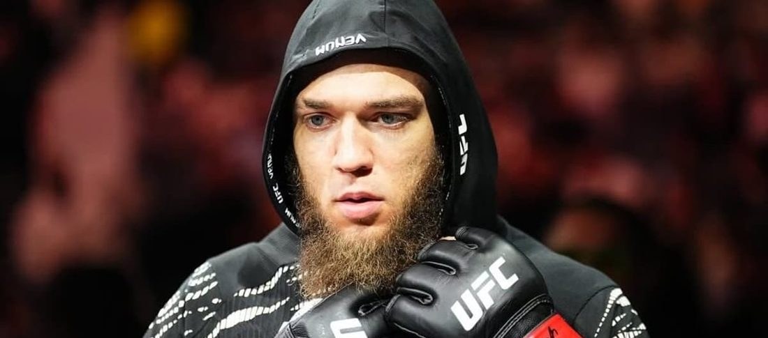 Valter Walker Aceita Luta Contra Ex-Campeão do UFC