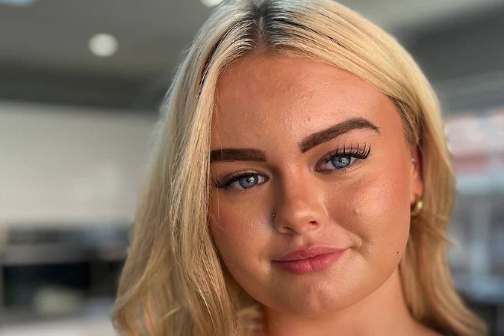 Adolescente britânica relata uso de morfina antes de diagnóstico de endometriose aos 13 anos