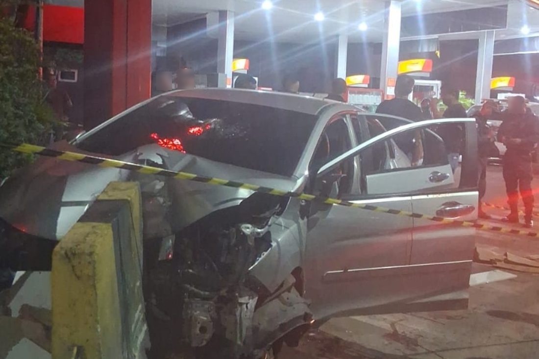 Dois homens de 34 anos são mortos a tiros na Avenida Max Teixeira, em Manaus
